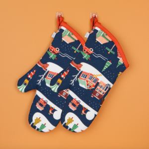 candy cane lane christmas oven mitts set of 2